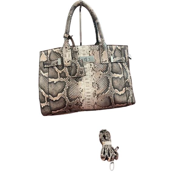 NWOT JUSTFAB Snake Print Gray and Cream Vegan Crossbody/Handbag with Dustbag - Picture 1 of 15